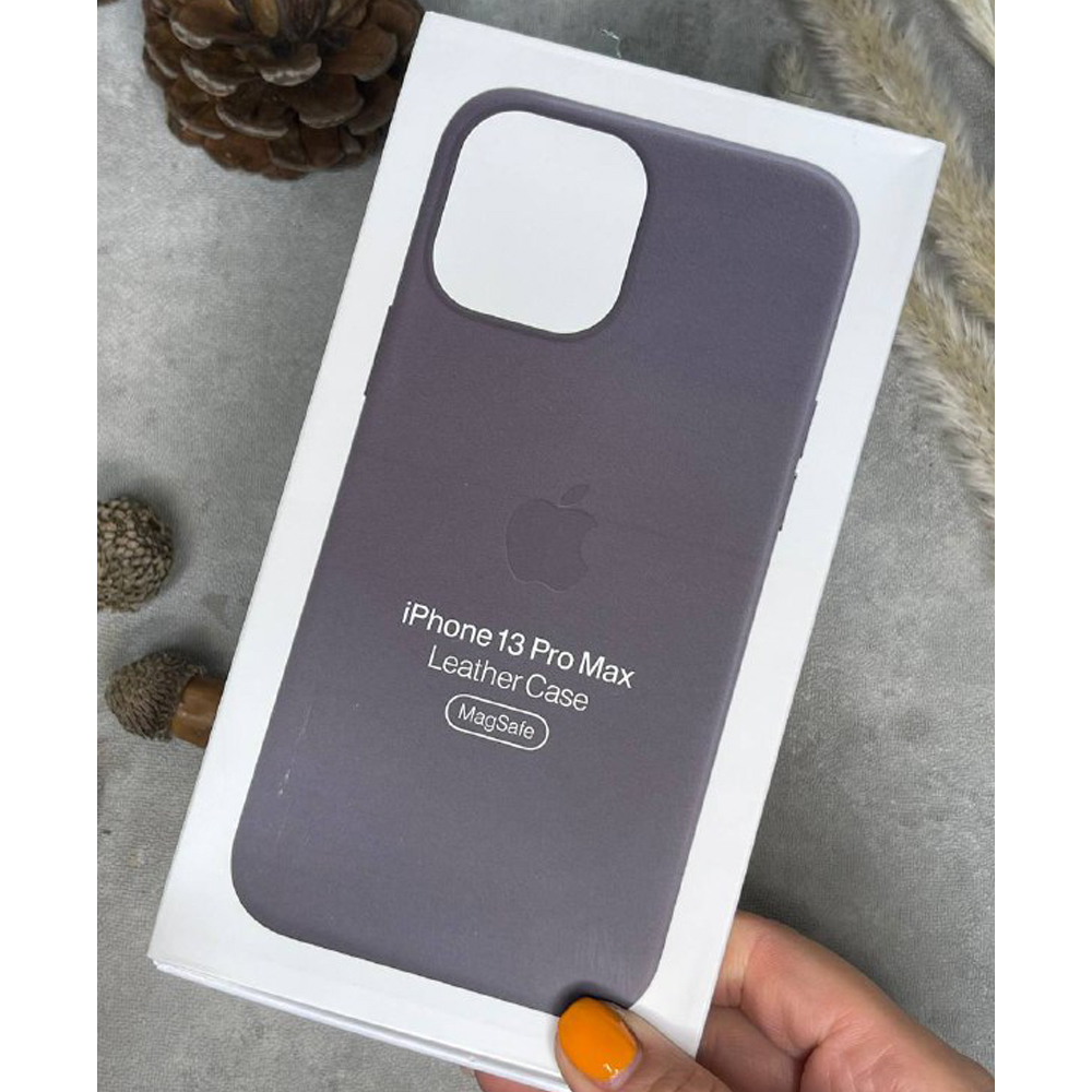 قاب چرمی Leather دارای  مگسیف MagSafe اپل استور Apple Store