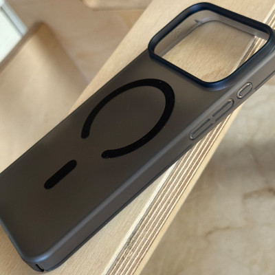 قاب مگسیف MagSafe زگ ZAGG مدل مات