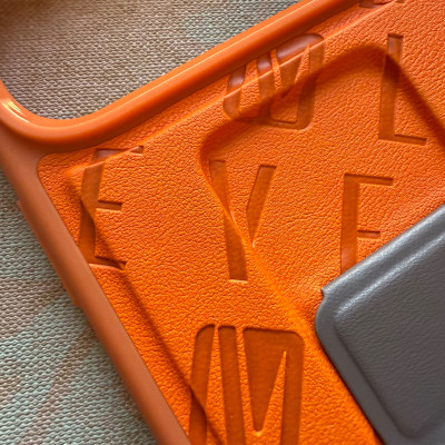 قاب ضد ضربه استند دار لولو Levelo مدل MORPHIX VALLO